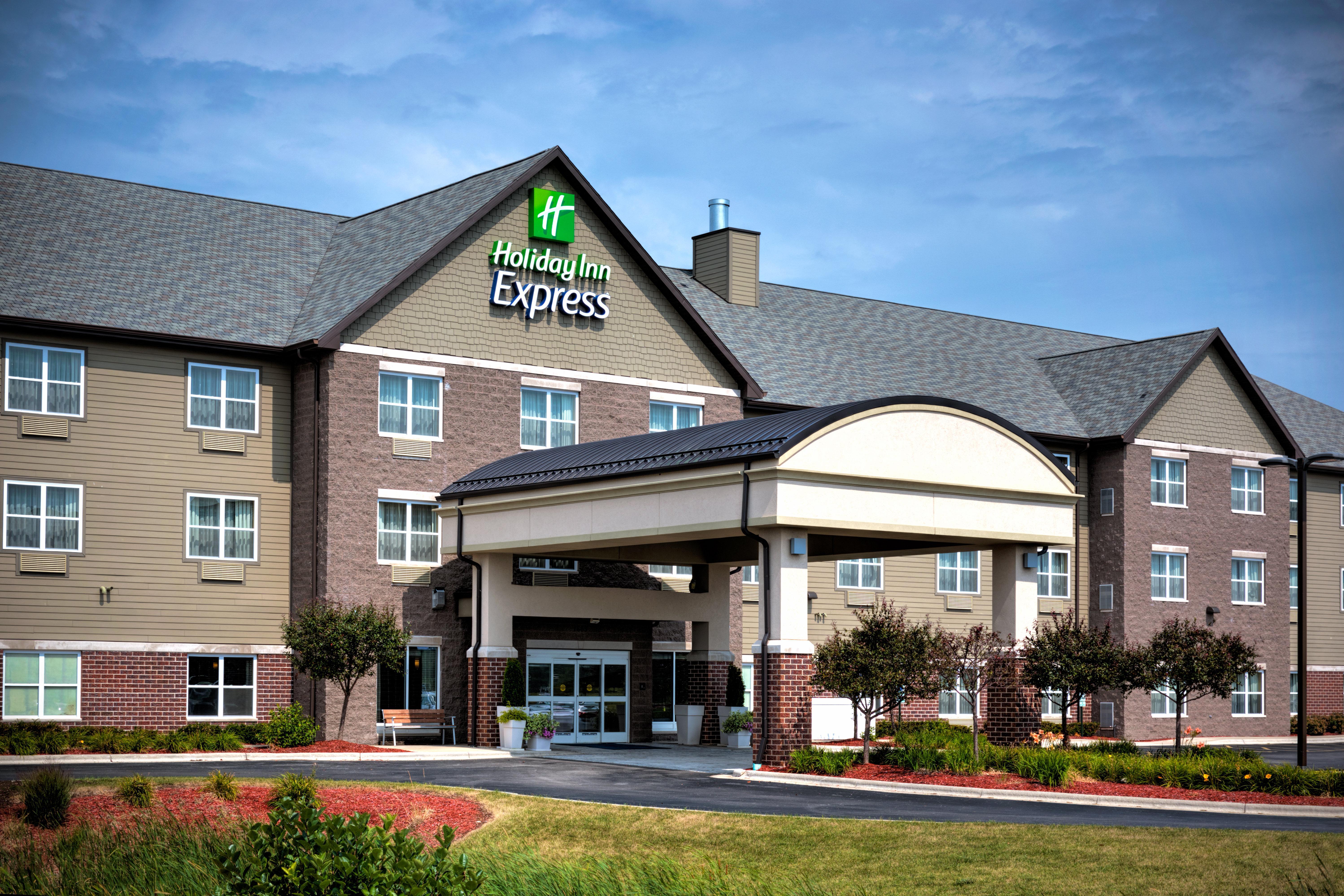 Holiday Inn Express & Suites - Green Bay East, An Ihg Hotel Exterior photo